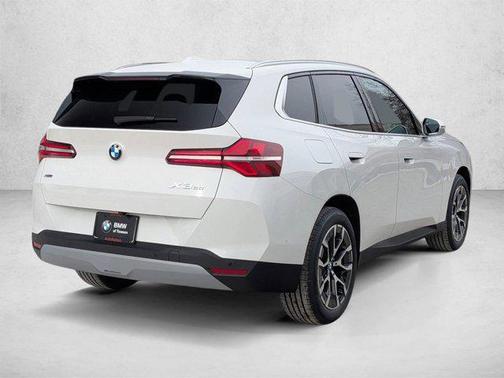 Mineral White Metallic 2026 BMW X3 30 xDrive