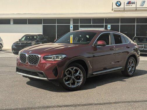 2025 BMW X4 xDrive30i