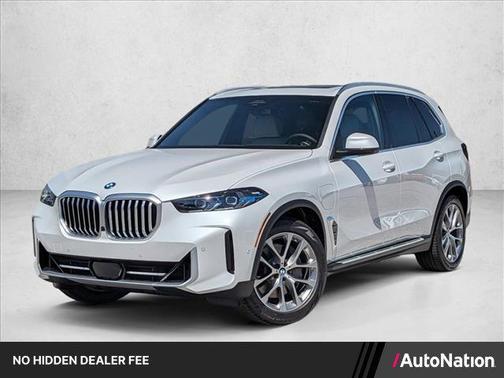 Mineral White Metallic 2026 BMW X5 PHEV xDrive50e