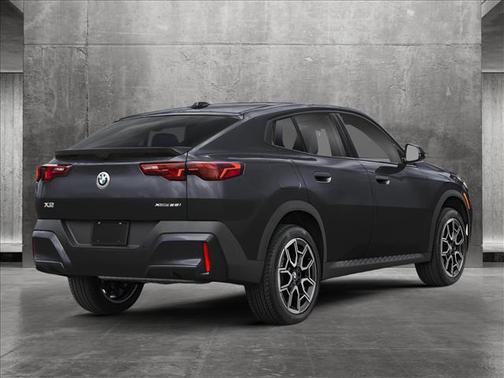 2025 BMW X2 xDrive28i
