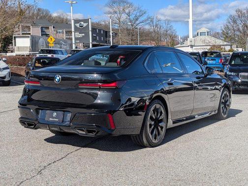 2023 BMW 760 i xDrive