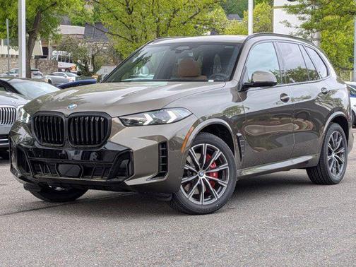 Manhattan Green Metallic 2026 BMW X5 xDrive40i