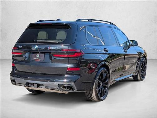 Black Sapphire Metallic 2025 BMW X7 M60i