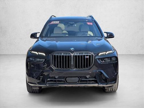 Black Sapphire Metallic 2025 BMW X7 M60i