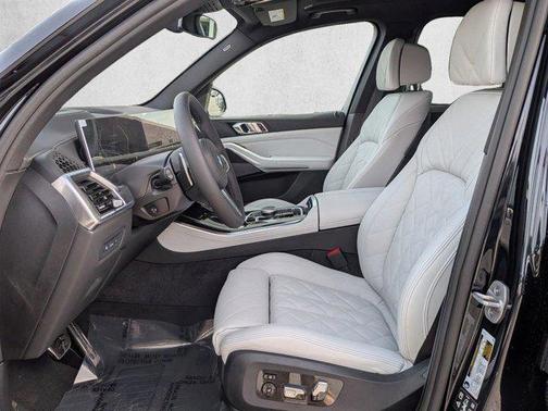 Carbon Black Metallic 2026 BMW X5 xDrive40i