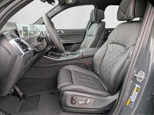 Dravit Grey Metallic 2026 BMW X5 PHEV xDrive50e