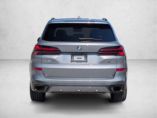 Skyscraper Grey Metallic 2024 BMW X5 xDrive40i