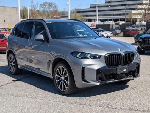 Skyscraper Grey Metallic 2024 BMW X5 xDrive40i