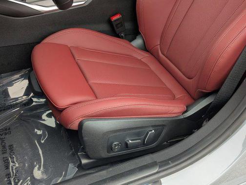 2026 BMW 330 xDrive NA