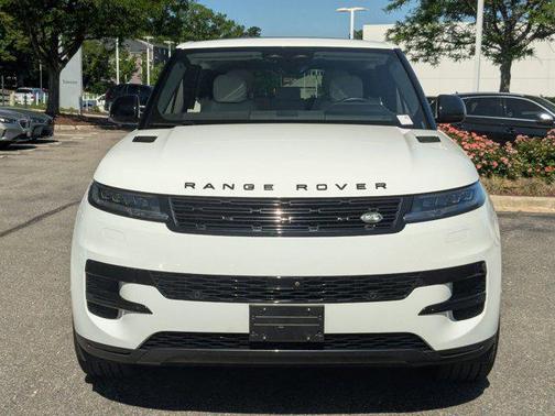 2024 Land Rover Range Rover Sport SE
