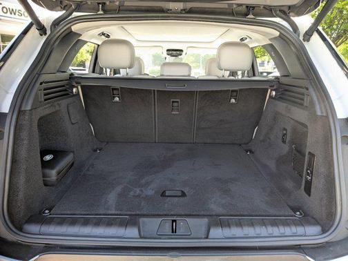2024 Land Rover Range Rover Sport SE
