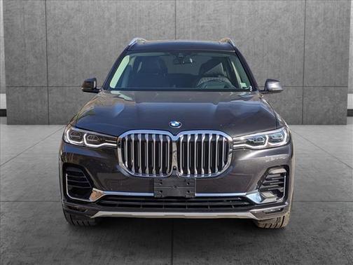 Photo 2 of 24 of 2020 BMW X7 xDrive40i