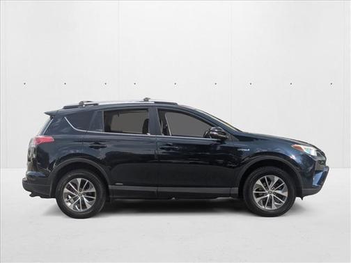 2018 Toyota RAV4 Hybrid XLE