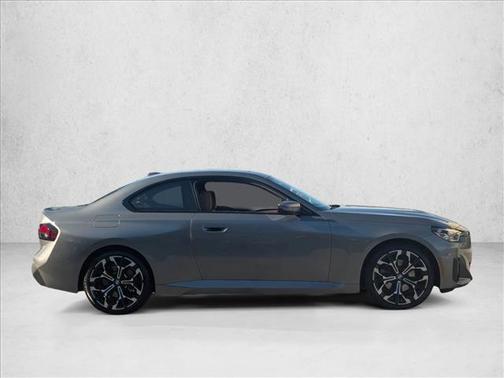2025 BMW 230 i xDrive