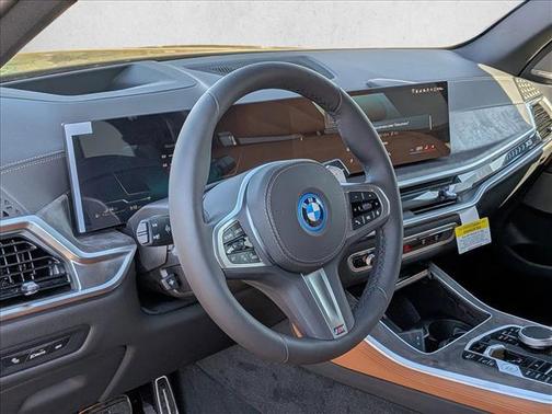 Black Sapphire Metallic 2026 BMW X5 PHEV xDrive50e