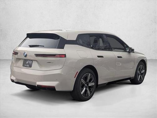 2026 BMW iX xDrive60