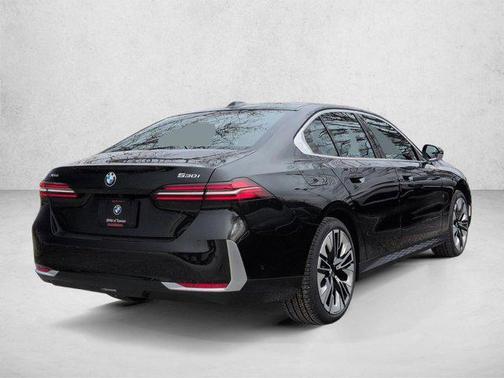Black Sapphire Metallic 2026 BMW 530 xDrive