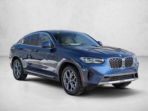 2023 BMW X4 xDrive30i