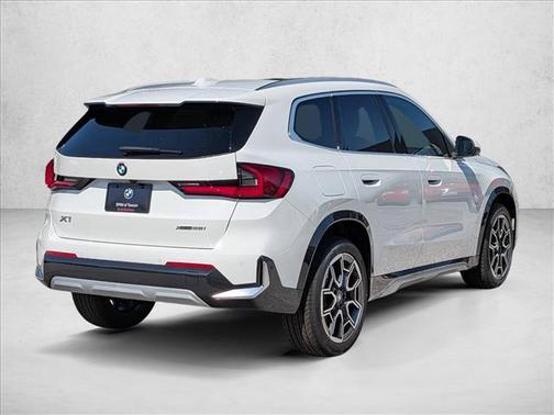 Alpine White 2026 BMW X1 xDrive28i