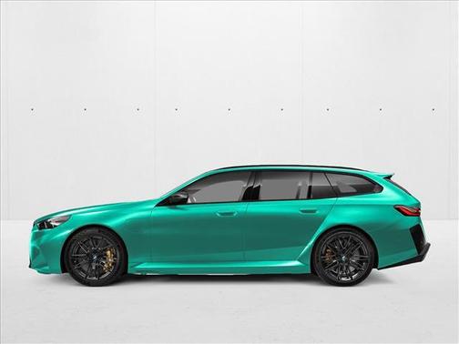 Isle of Man Green Metallic 2026 BMW M5 Base