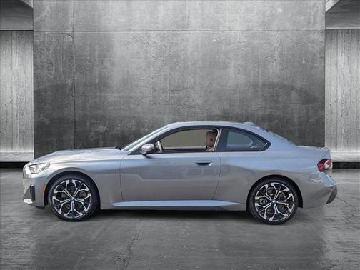 2025 BMW 230 i xDrive