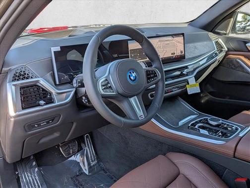 Manhattan Green Metallic 2026 BMW X5 PHEV xDrive50e