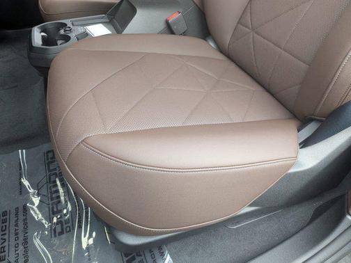 2026 BMW iX xDrive60