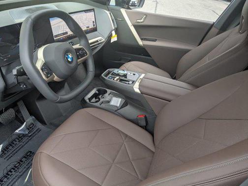 2026 BMW iX xDrive60