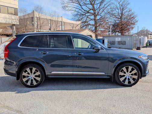 2021 Volvo XC90 Recharge Plug-In Hybrid T8 Inscription Expression 7 Passenger