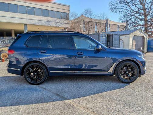 2022 BMW X7 xDrive40i