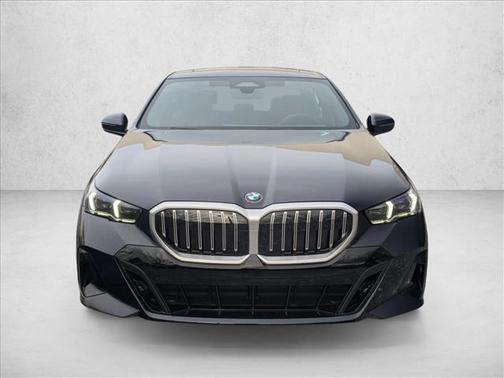 2025 BMW 530 xDrive