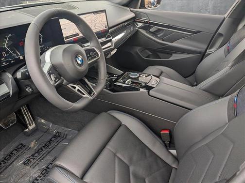 2025 BMW 530 i xDrive