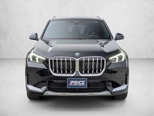 Black Sapphire Metallic 2025 BMW X1 xDrive28i