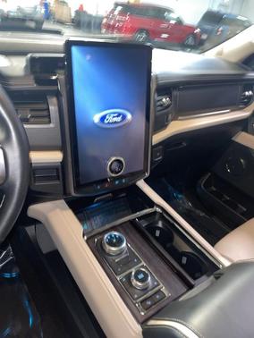 2023 Ford Expedition Platinum