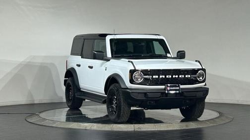 Oxford White 2026 Ford Bronco Big Bend