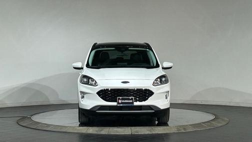 White Metallic 2022 Ford Escape SEL