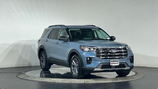 Vapor Blue Metallic 2026 Ford Explorer Active