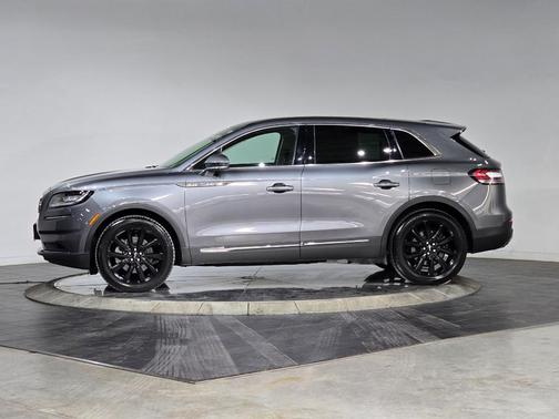 2021 Lincoln Nautilus Reserve