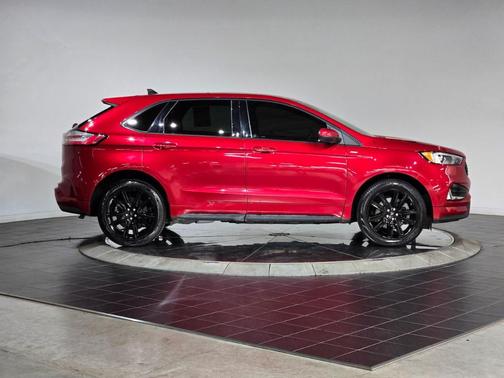 2023 Ford Edge ST Line