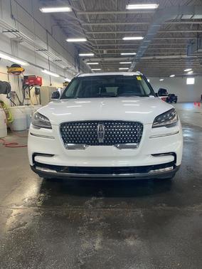 2023 Lincoln Aviator Standard AWD