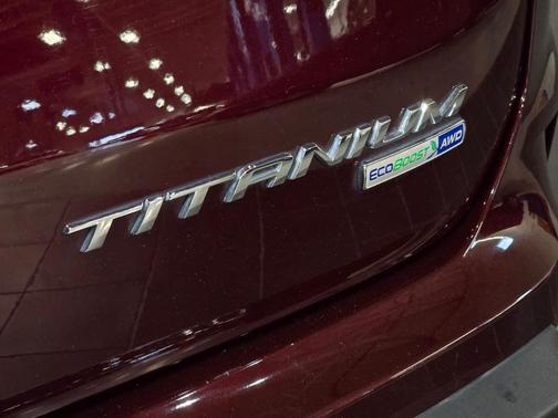 2020 Ford Edge Titanium