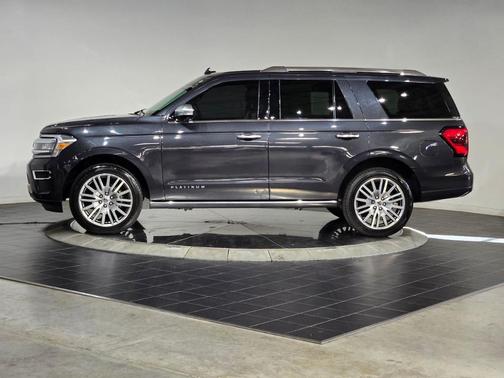 2022 Ford Expedition Platinum