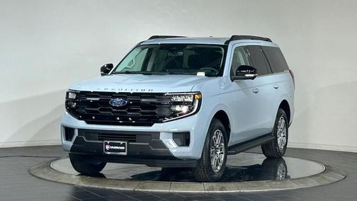 Glacier Gray Metallic 2026 Ford Expedition Active