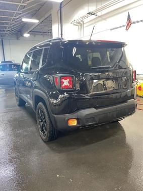 2017 Jeep Renegade Altitude