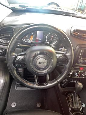 2017 Jeep Renegade Altitude