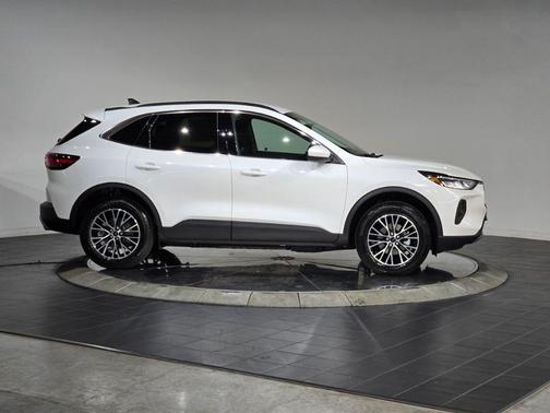 2026 Ford Escape PHEV