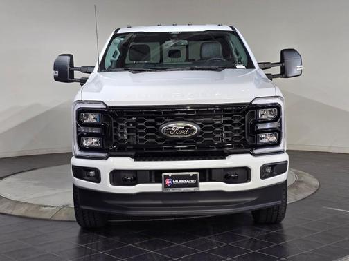 Oxford White 2026 Ford F-250 XLT