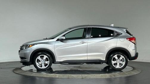 Alabaster Silver Metallic 2016 Honda HR-V EX