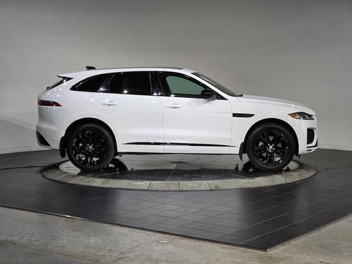 2024 Jaguar F-PACE P250 R-Dynamic S