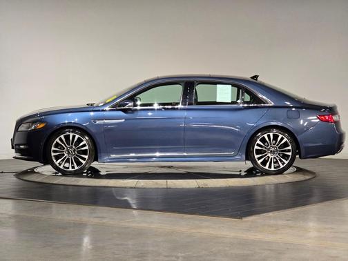2018 Lincoln Continental Reserve